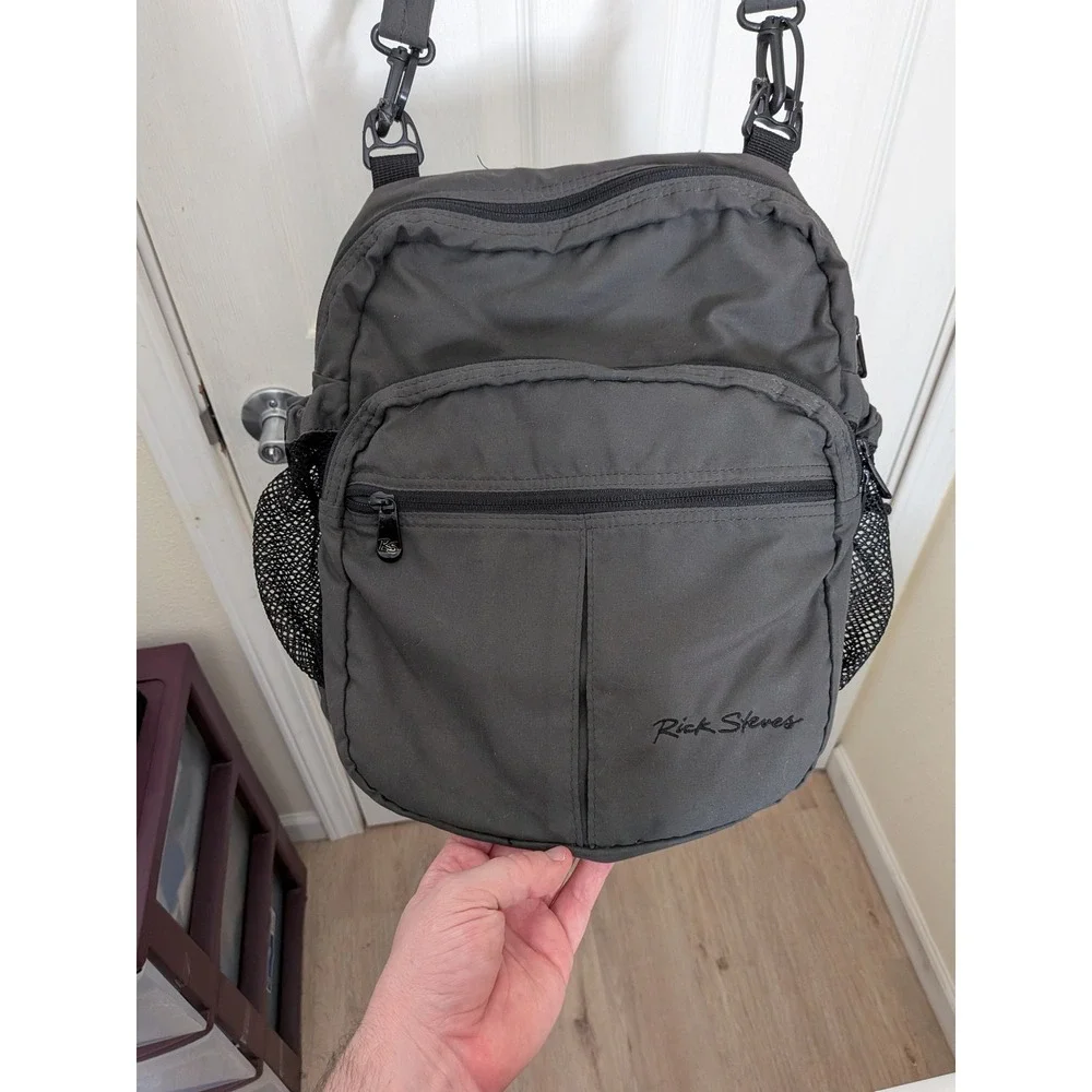 Rick Steves Civita Shoulder Bag Gray Travel Crossbody Daypack Mesh Pockets
